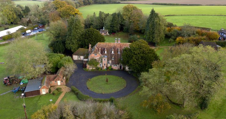 14th-Century English Manor House Retreat Venue